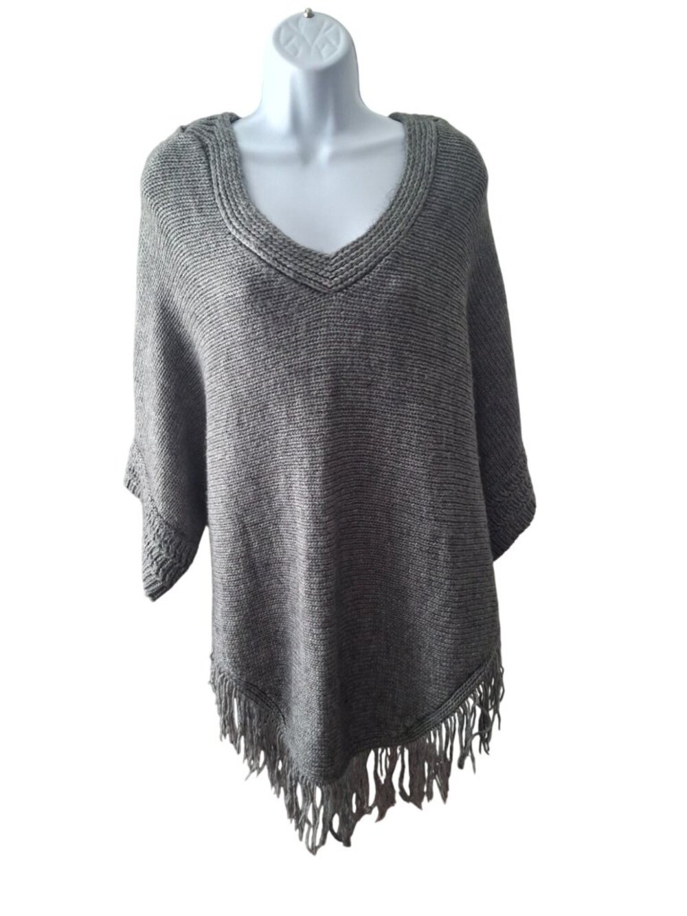 A Gain Gray Fringe Poncho S/M Boho Cozy Cottagecore Wool Blend Knit Wrap Chic